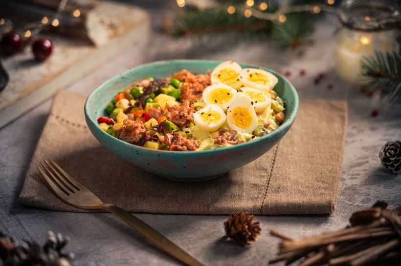 Salată de Boeuf cu pulpă de curcan si maioneză de avocado