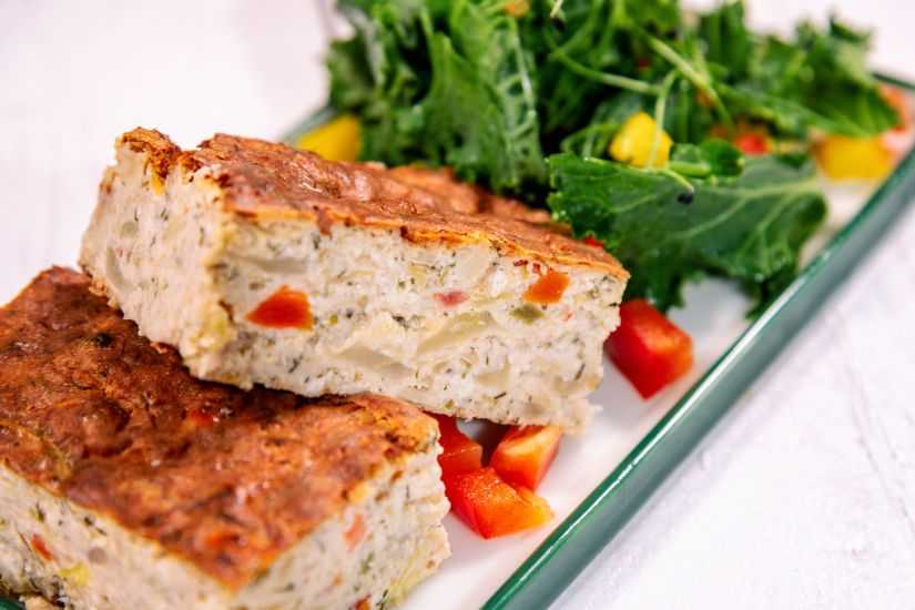 Plăcintă din varză acră cu brânză și mărar