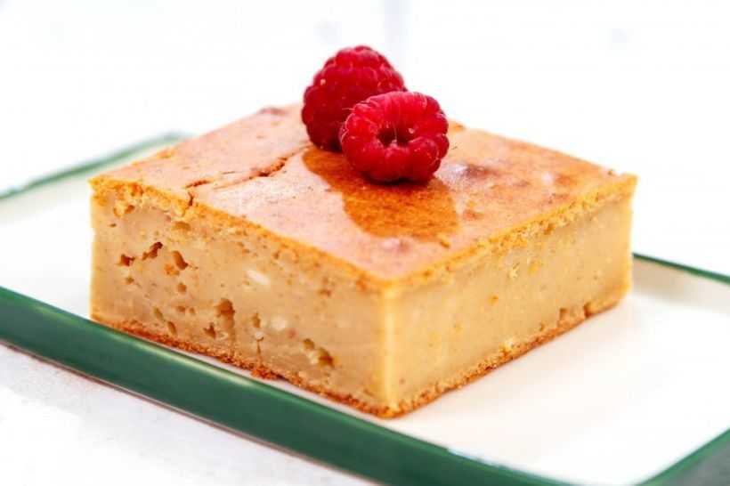 Placintă cu brânză de vaci și merișoare